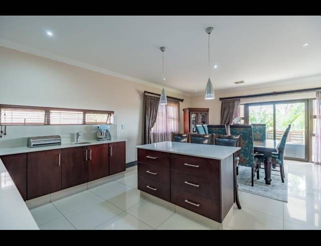 3 BEDROOM HOUSE TO LET IN IZINGA